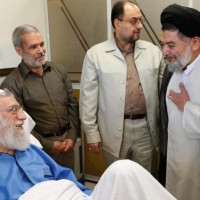 عيادة العلماء والشخصيات للإمام الخامنئي حفظه الله في المستشفى